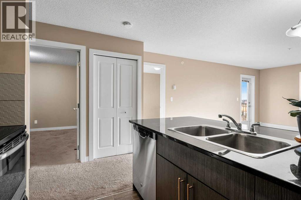 Apartment for Sale in 412, 5 Saddlestone Way NE|Calgary, Alberta T3J0S2 5