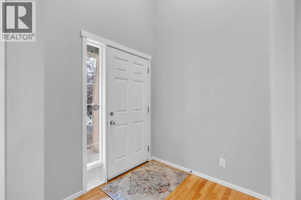 House for Sale in 1500 Copperfield Boulevard SE|Calgary, Alberta T2Z0P3 3