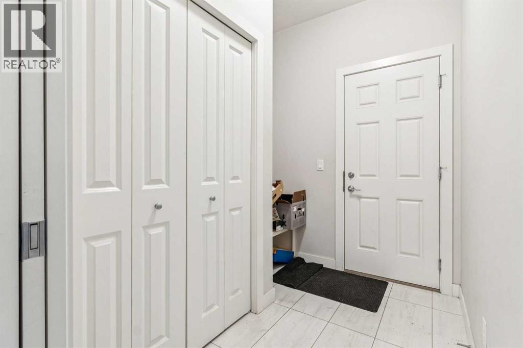 House for Sale in 118 Saddlestone Park NE|Calgary, Alberta T3J0Z4 5