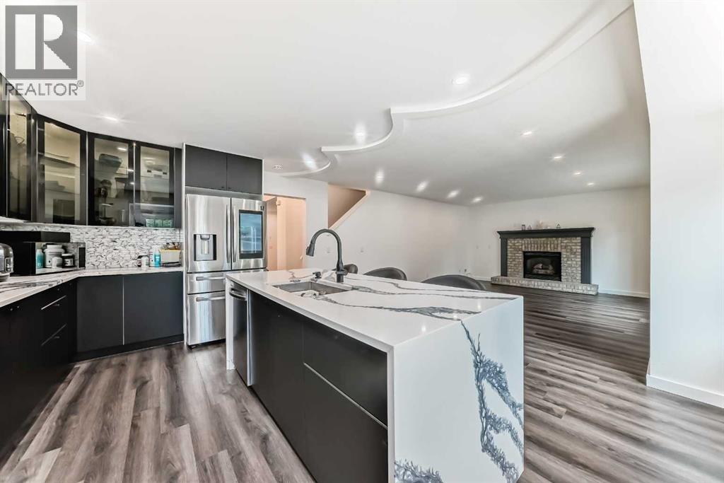 House for Sale in 51 Douglas Woods Hill SE|Calgary, Alberta T2Z2G5 3