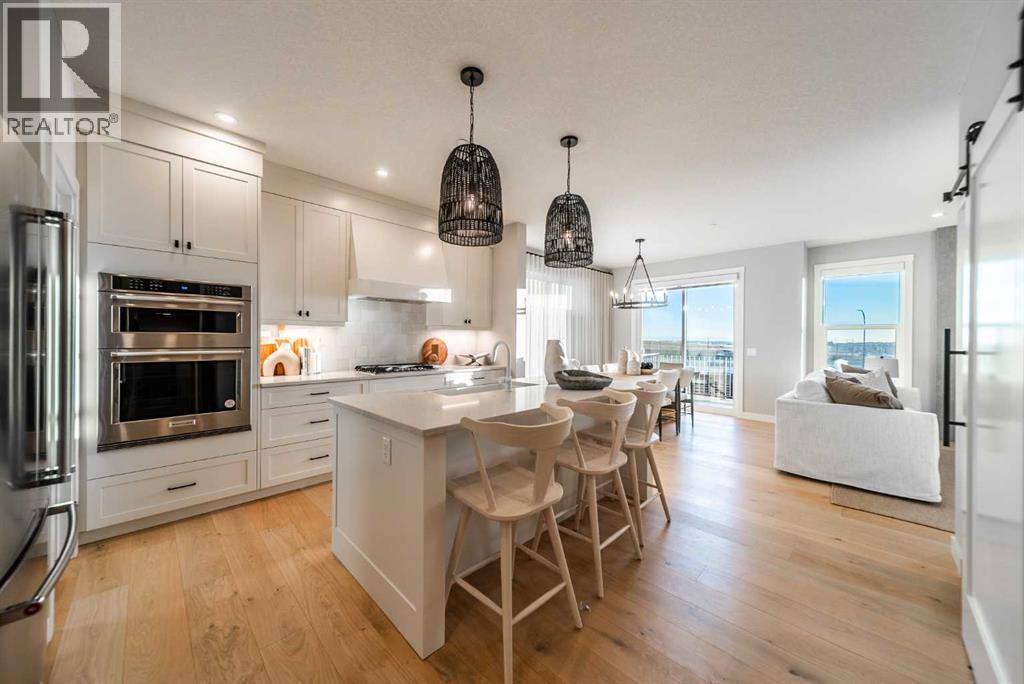 House for Sale in 207 Lucas Common NW|Calgary, Alberta T3P2B3 3