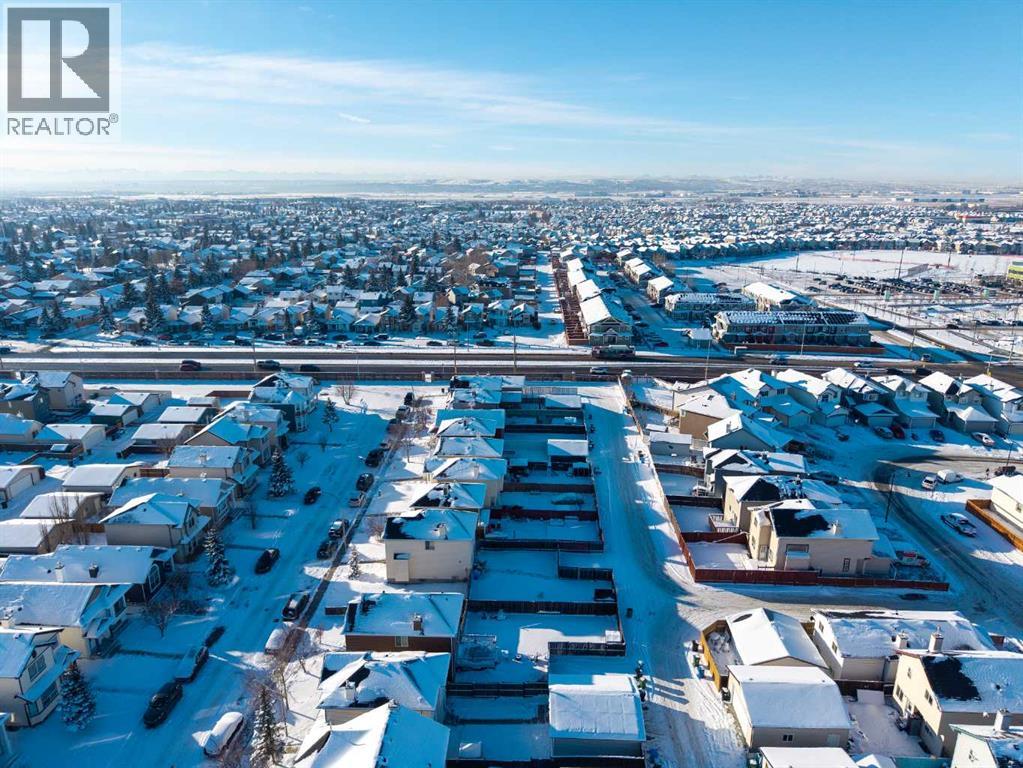 House for Sale in 87 Taralea Gardens NE|Calgary, Alberta T3J4W5 5