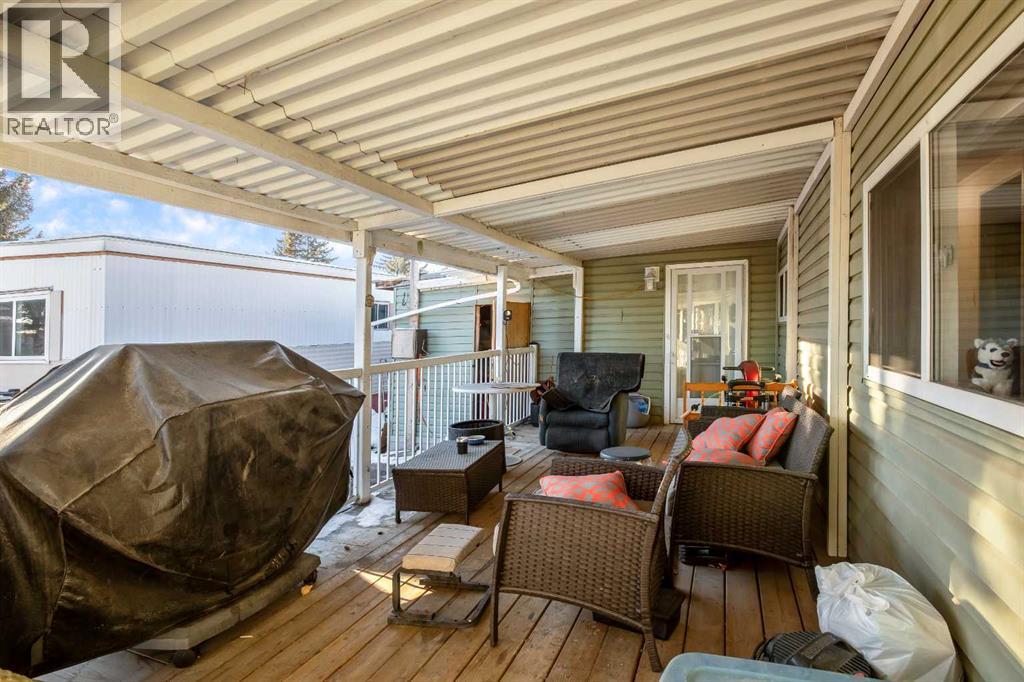 Mobile Home for Sale in 71, 3223 83 Street NW|Calgary, Alberta T3B5M9 4