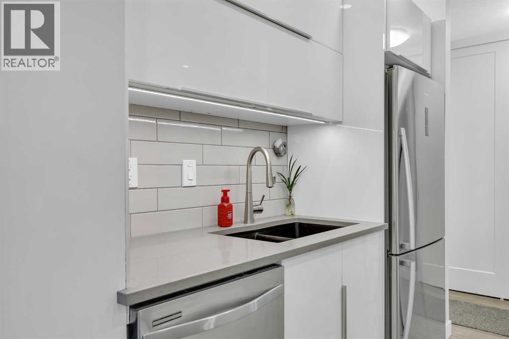 Apartment for Sale in 302, 526 5 Street NE|Calgary, Alberta T2E3W6 4