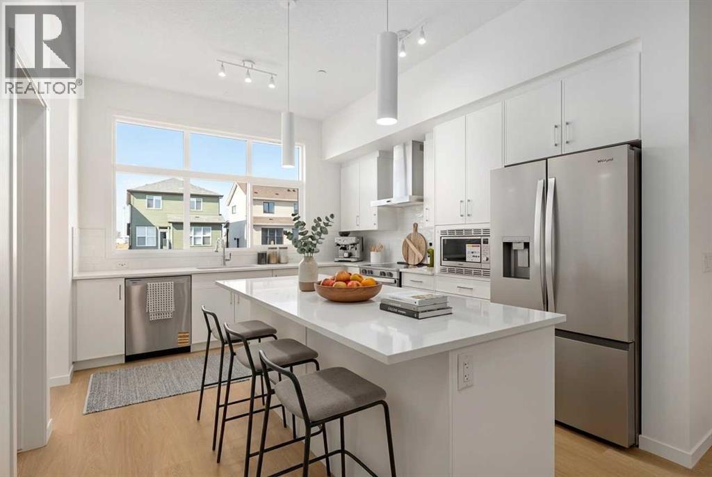 House for Sale in 449 Hotchkiss Drive SE|Calgary, Alberta T3S0S8 4