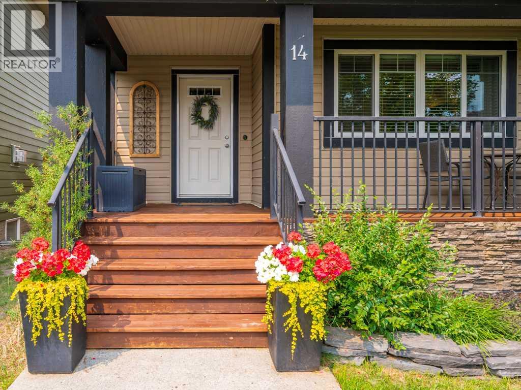 House for Sale in 14 Walden Road SE|Calgary, Alberta T2X0N5 2