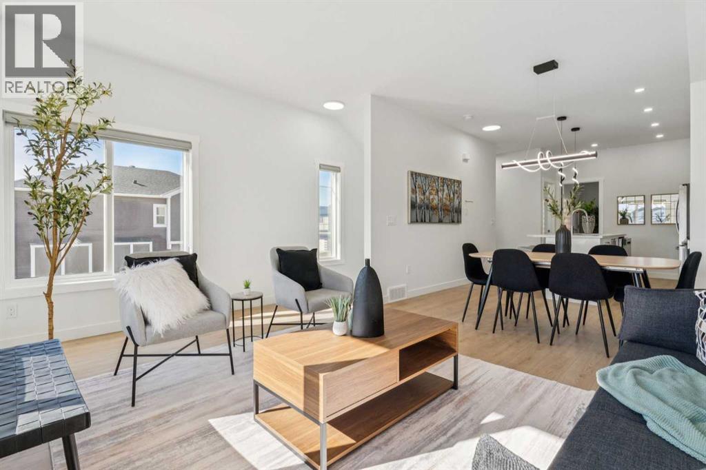 Row / Townhouse for Sale in 101, 95 Saddlecrest Circle NE|Calgary, Alberta T3J0Z2 2