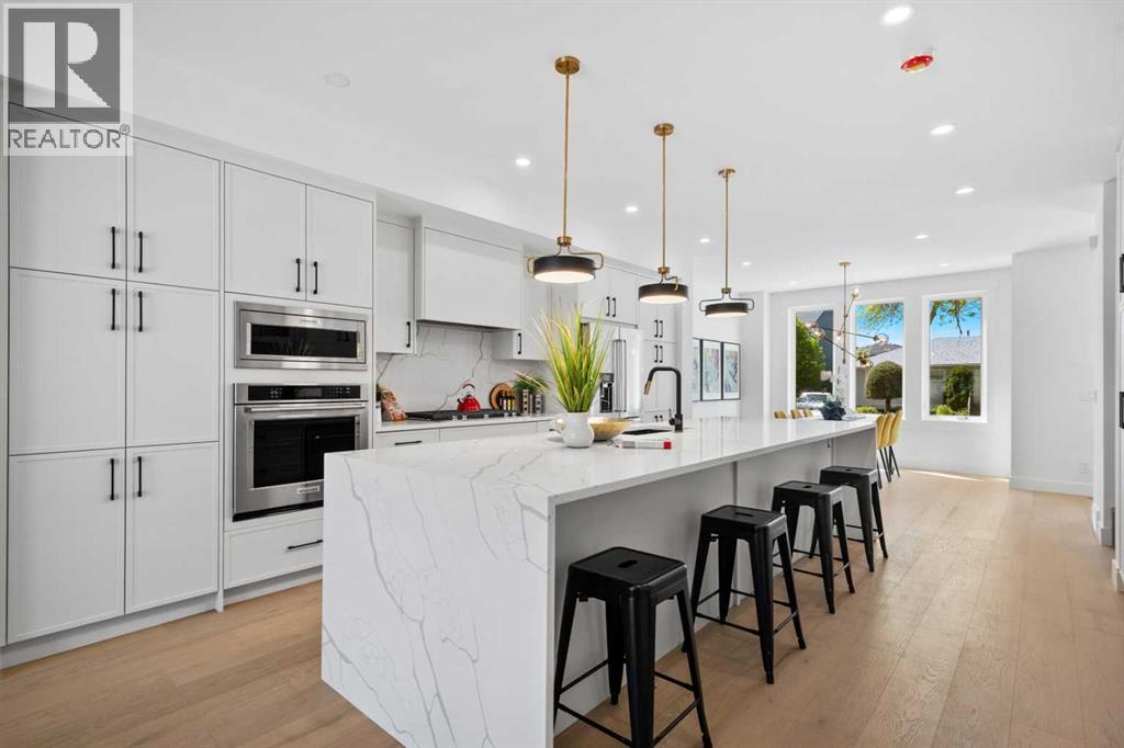 Duplex for Sale in 3116 4A Street NW|Calgary, Alberta T2M3B4