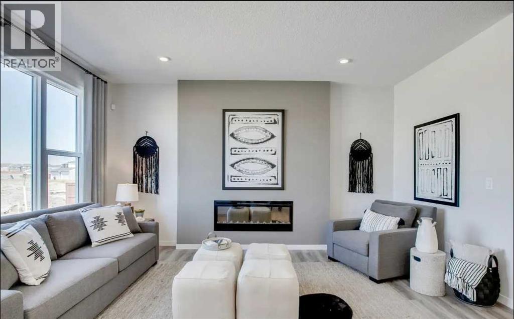 House for Sale in 89 Creekstone Grove SW|Calgary, Alberta T2X0T9 2