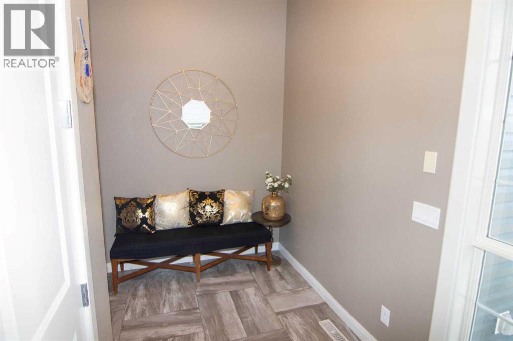 House for Sale in 134 Redstone Park NE|Calgary, Alberta T3N0P7 4