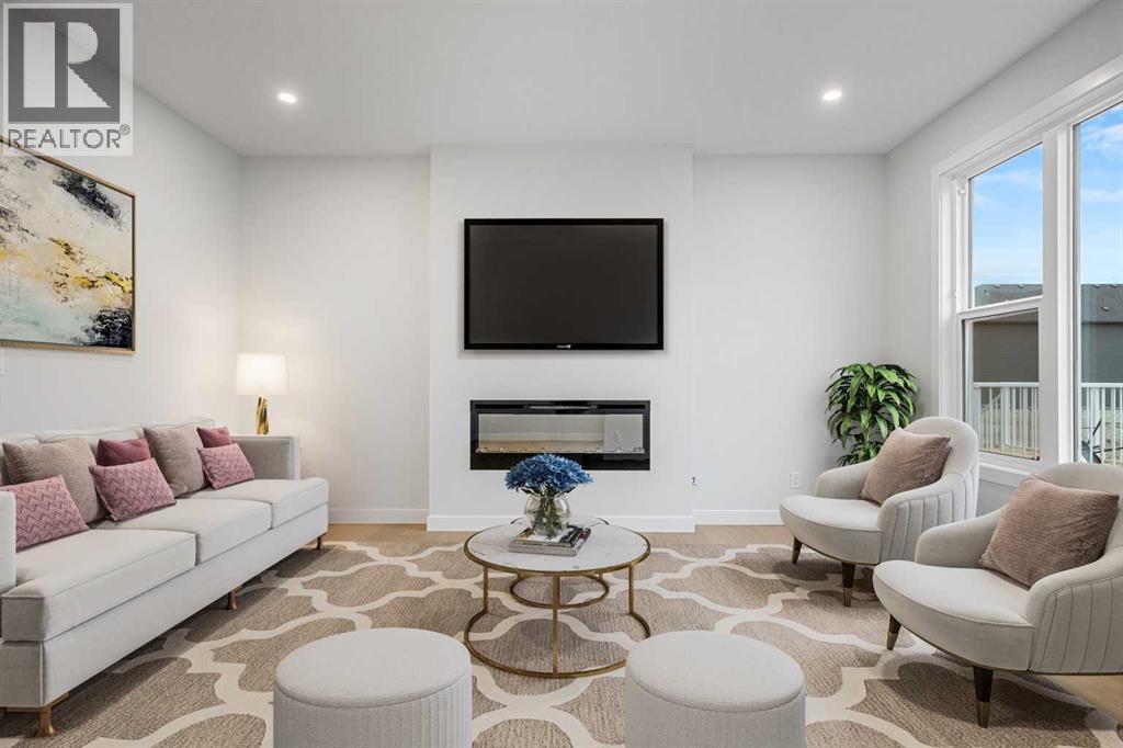 House for Sale in 56 Creekstone Grove SW|Calgary, Alberta T2X5W2 2