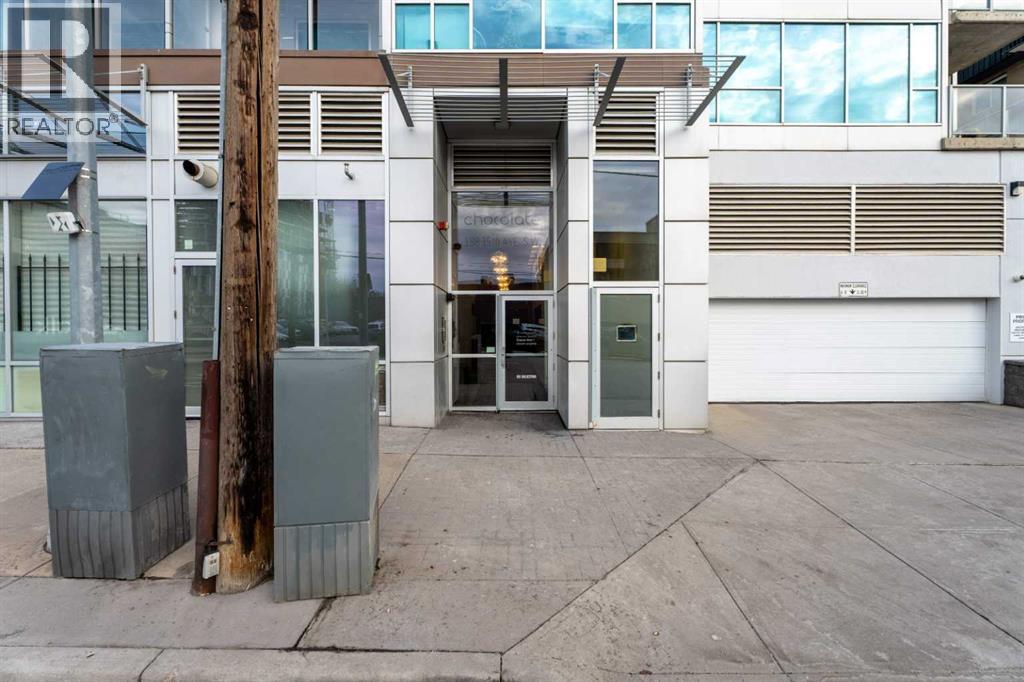 Apartment for Sale in 404, 188 15 Avenue SW|Calgary, Alberta T2R1S4 2