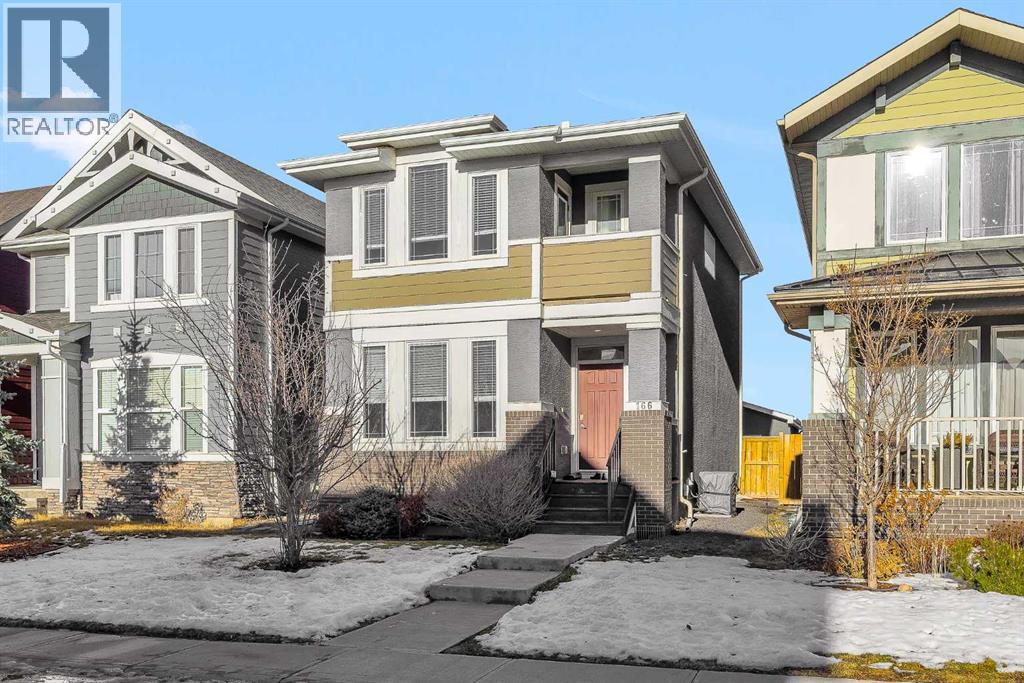 House for Sale in 166 Marquis Heights SE|Calgary, Alberta T3M2A8 2