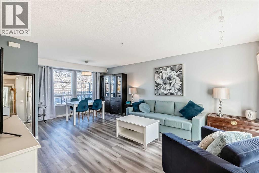 House for Sale in 220 Whitewood Place NE|Calgary, Alberta T1Y3N4 5