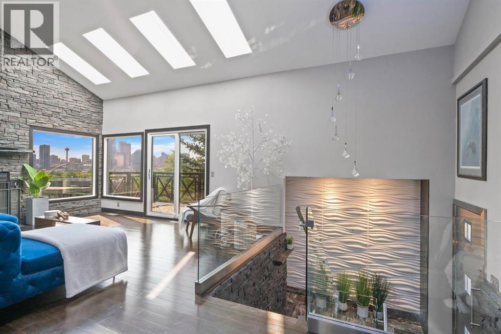 House for Sale in 618 10 Street NE|Calgary, Alberta T2E4M9 5