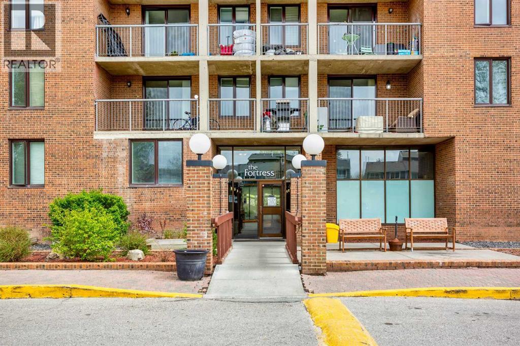 Apartment for Sale in 208, 4944 Dalton Drive NW|Calgary, Alberta T3A2E6 2