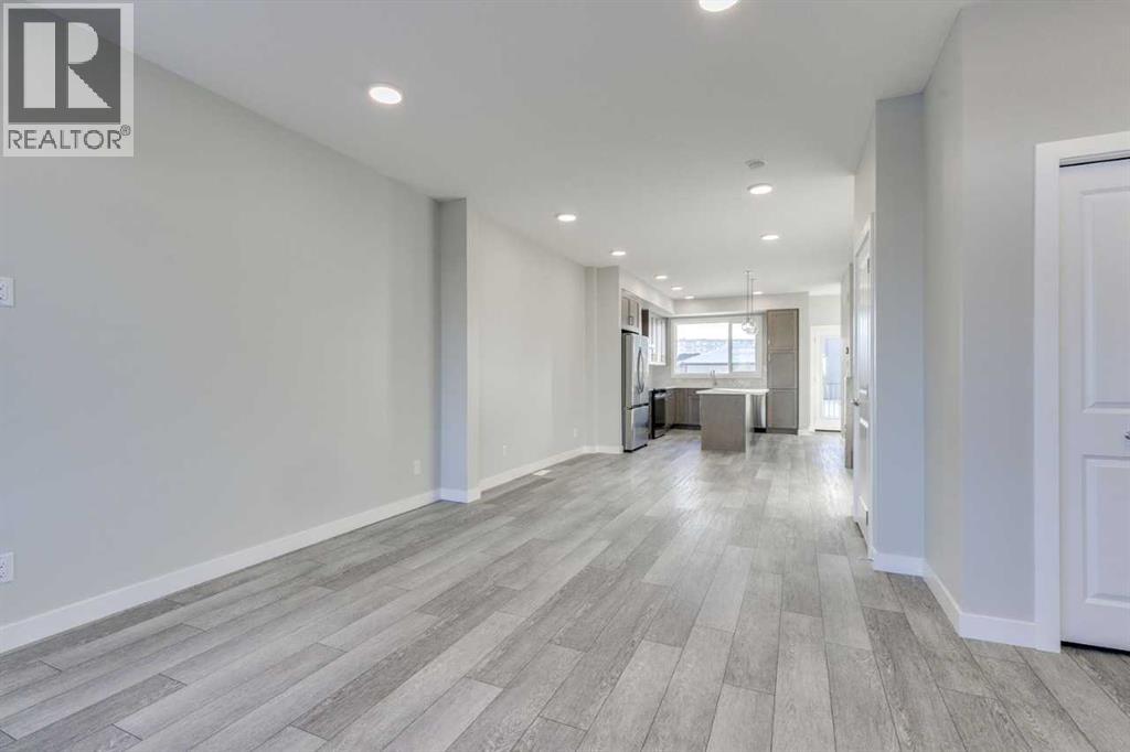 Duplex for Sale in 113 Silverton Glen Way SW|Calgary, Alberta T2X5B9 5