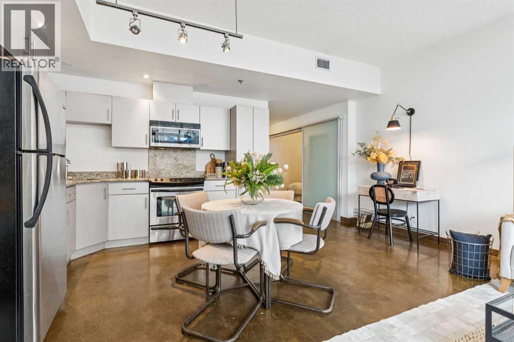 Apartment for Sale in 411, 135 13 Avenue SW|Calgary, Alberta T2R0W8 4