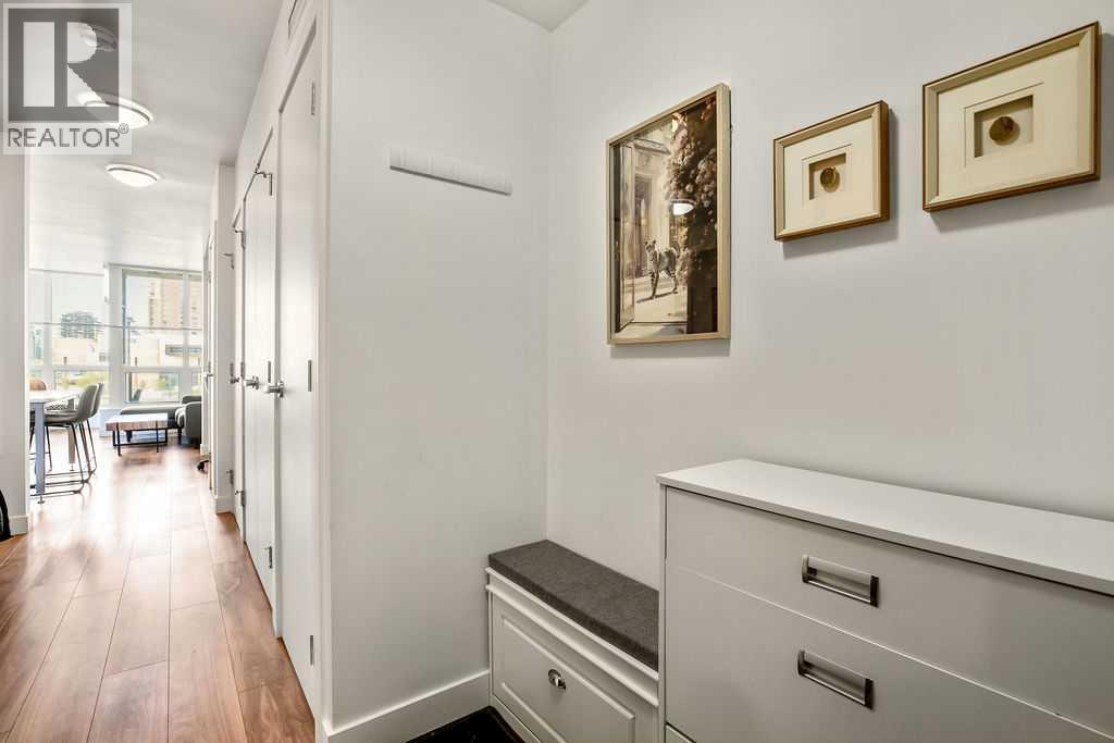 Apartment for Sale in 451, 222 Riverfront Avenue SW|Calgary, Alberta T2P0X2 3