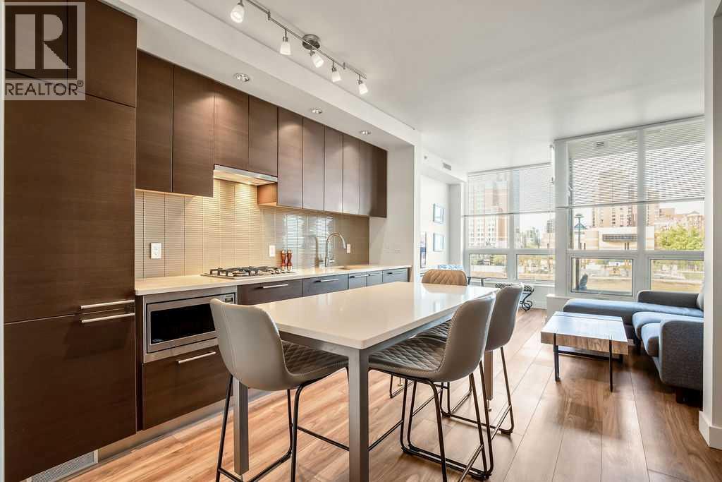 Apartment for Sale in 451, 222 Riverfront Avenue SW|Calgary, Alberta T2P0X2