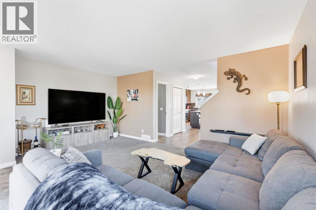 House for Sale in 93 Auburn Meadows View SE|Calgary, Alberta T3M2C9 4