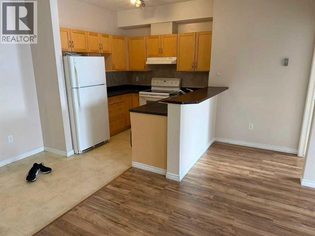 Apartment for Sale in 3315, 70 Panamount Drive NW|Calgary, Alberta T3K5Z1 2