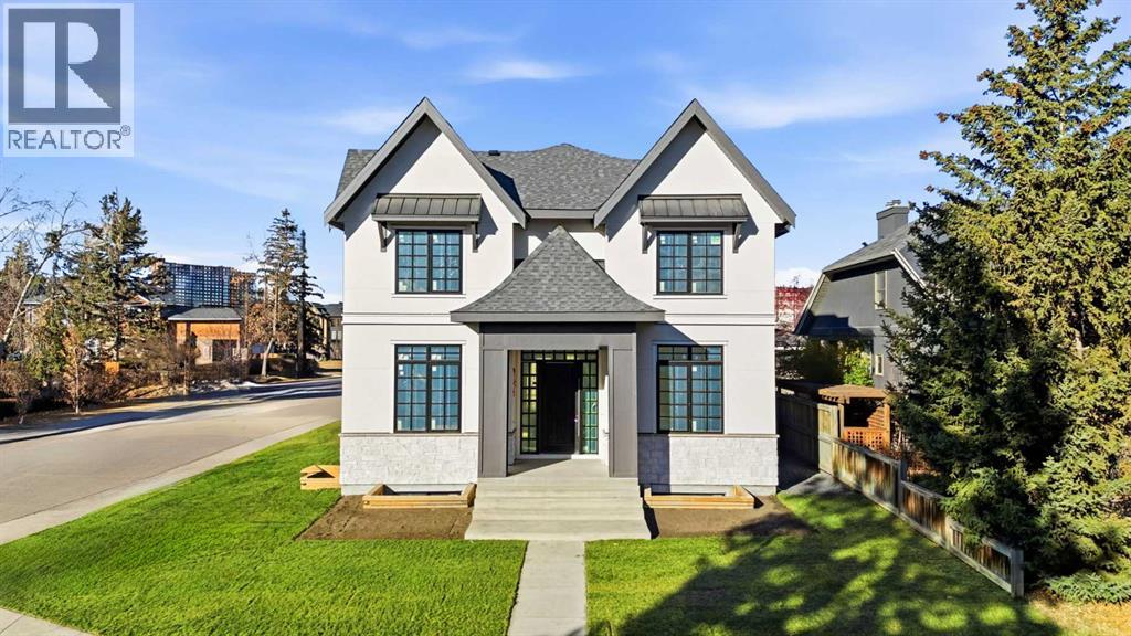 House for Sale in 703 35 Street NW|Calgary, Alberta T2N2Z6