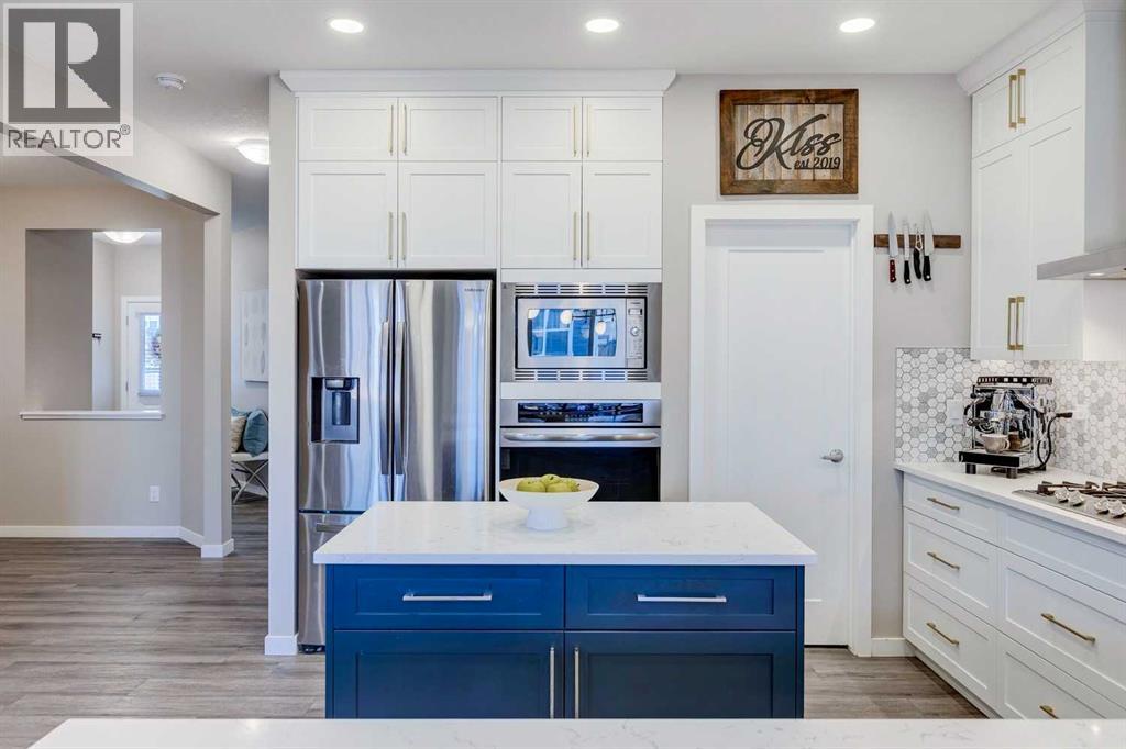 House for Sale in 106 Magnolia Terrace SE|Calgary, Alberta T3M3G7 4