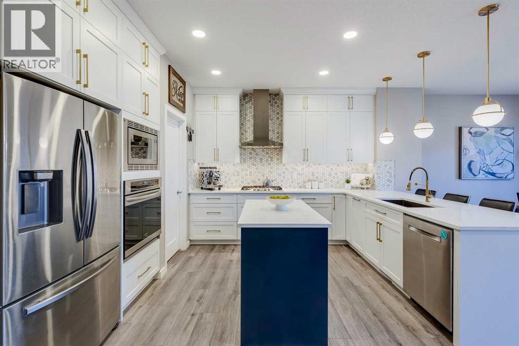 House for Sale in 106 Magnolia Terrace SE|Calgary, Alberta T3M3G7 3