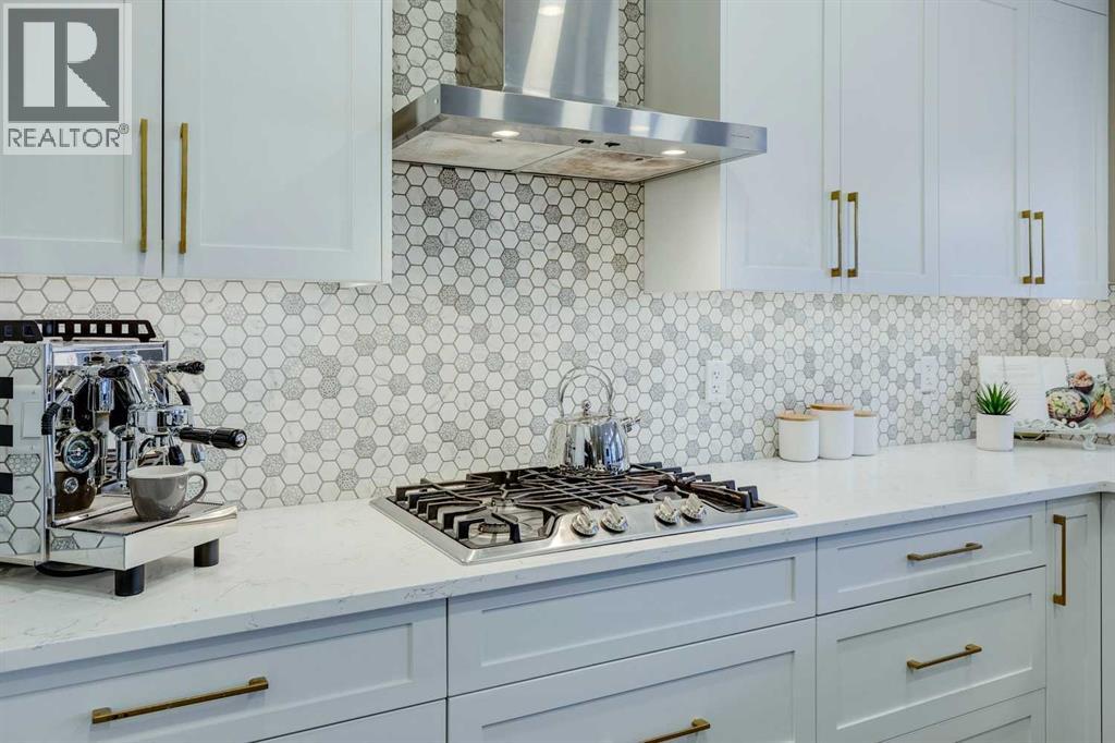 House for Sale in 106 Magnolia Terrace SE|Calgary, Alberta T3M3G7 5