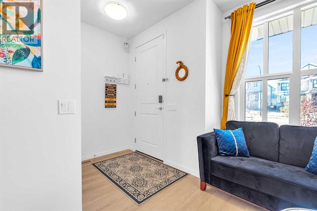 Duplex for Sale in 52 Edith Gate NW|Calgary, Alberta T3A1Z2 3