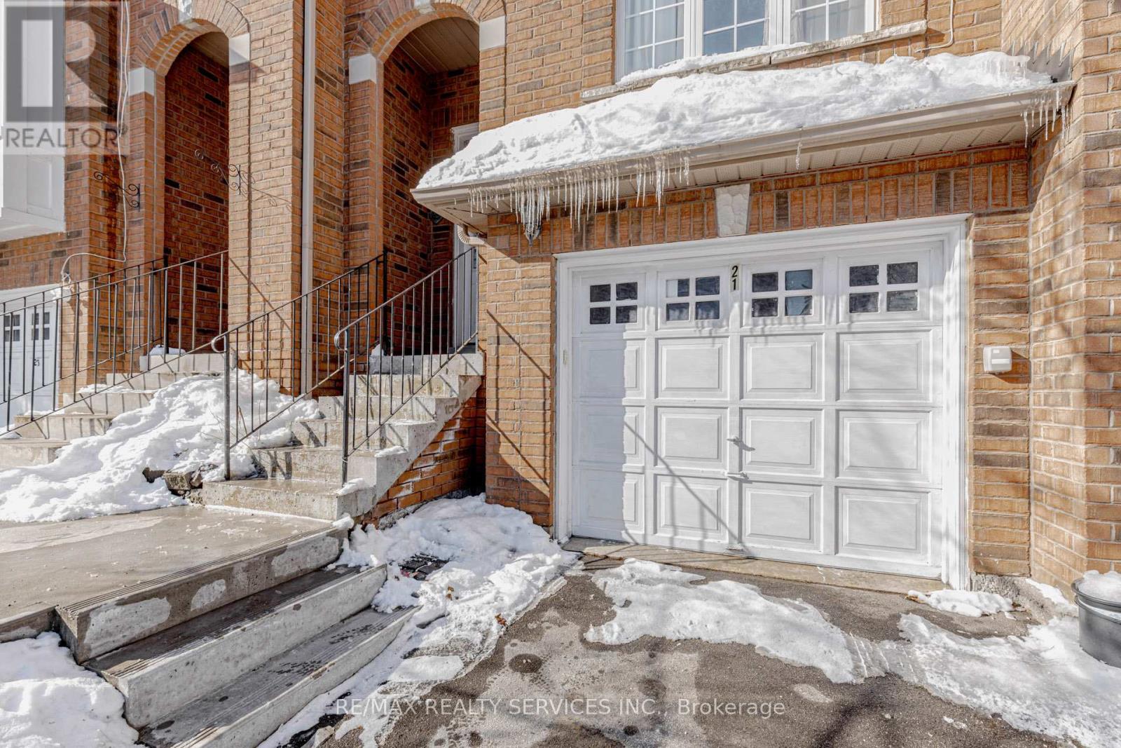 Row / Townhouse for Sale in 21 - 170 HAVELOCK DRIVE|Brampton (Fletcher's Creek South), Ontario L6W4T3 3