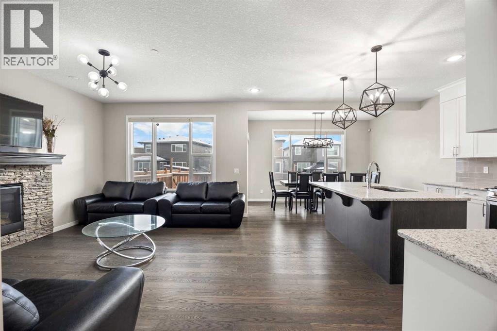 House for Sale in 134 Howse Rise NE|Calgary, Alberta T3P0X3 3