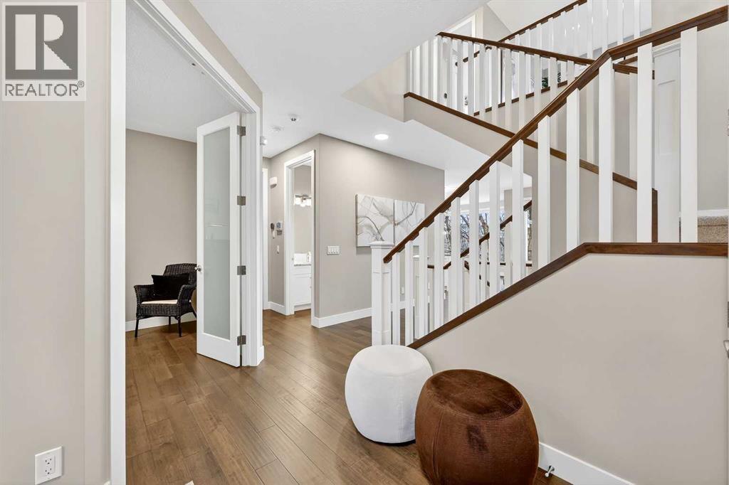 House for Sale in 25 Rock Lake Heights NW|Calgary, Alberta T3G0G1 4