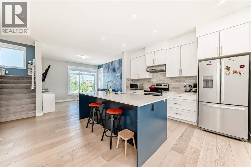 Row / Townhouse for Sale in 2941 136 Avenue NW|Calgary, Alberta T3P1K3 5