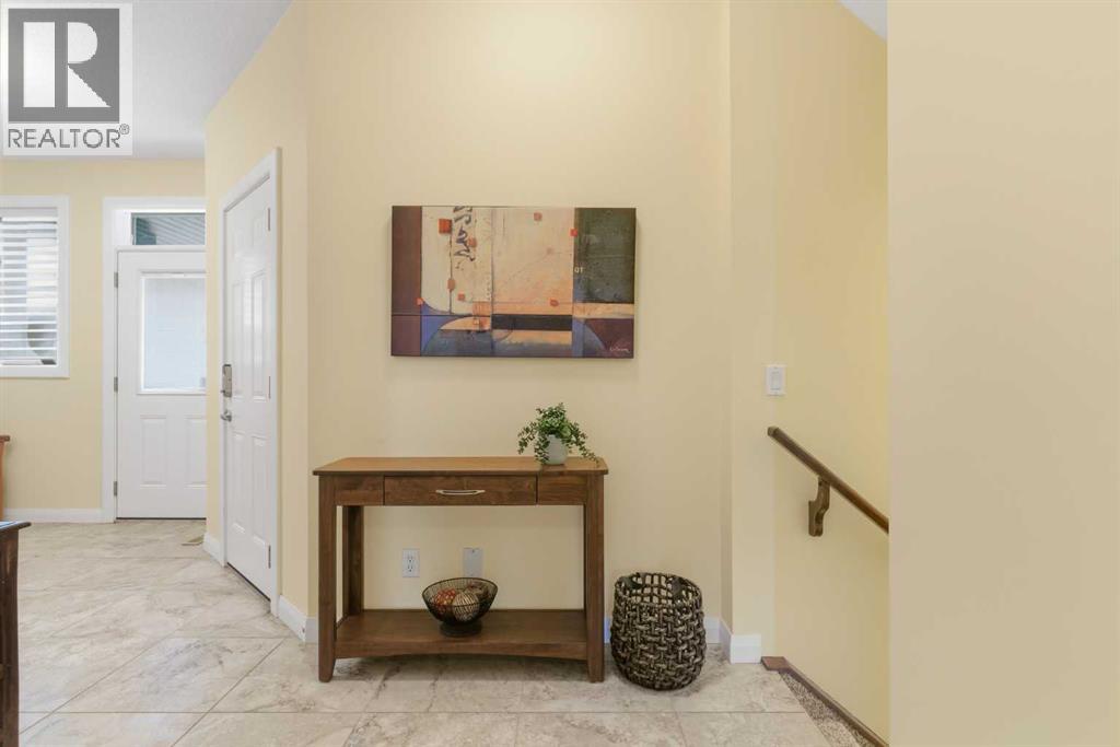 Duplex for Sale in 171 Evanswood Circle NW|Calgary, Alberta T3P0K2 4