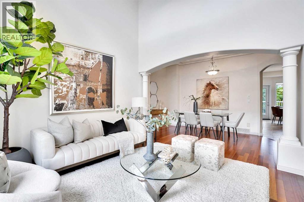 House for Sale in 38 Strathridge Crescent SW|Calgary, Alberta T3H3R9 4