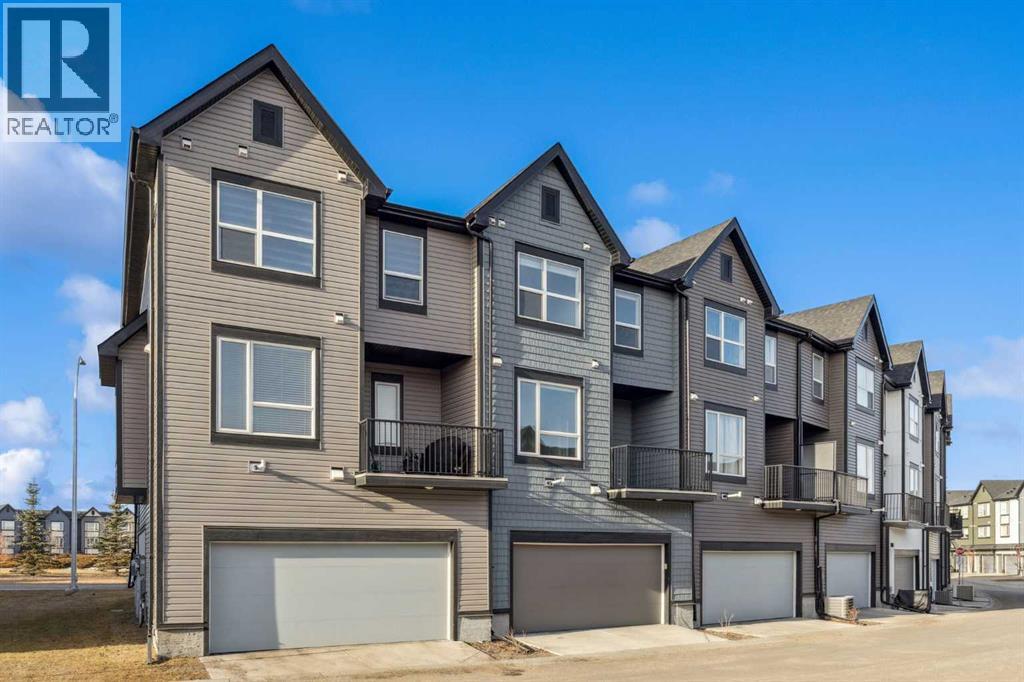 Row / Townhouse for Sale in 54 Evanscrest Manor NW|Calgary, Alberta T3P2A3 4