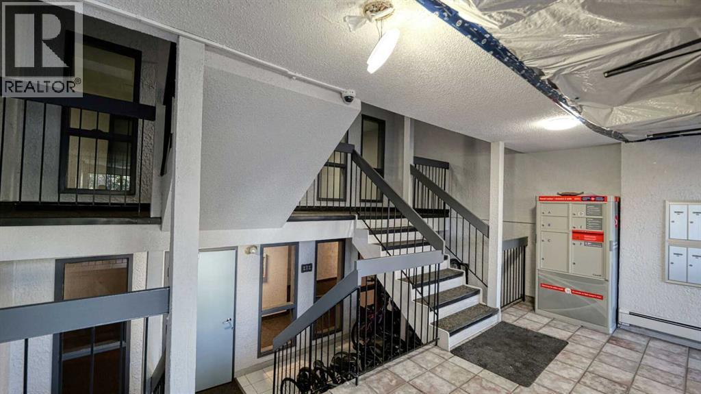 Apartment for Sale in 406, 617 56 Avenue SW|Calgary, Alberta T2V0G9 3