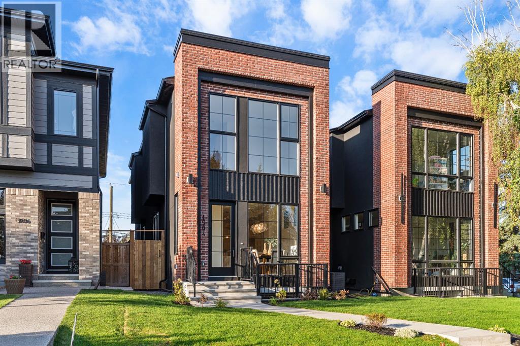 House for Sale in 1904 48 Avenue SW|Calgary, Alberta T2T2T3 2