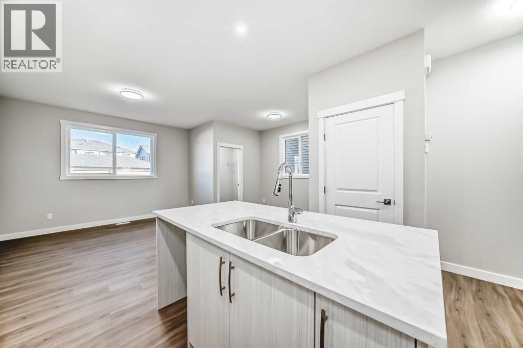 House for Sale in 144 Belvedere Park SE|Calgary, Alberta T2A8A1 5