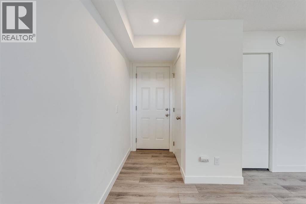 Row / Townhouse for Sale in 91 Spring Creek Common SW|Calgary, Alberta T3H6E2 5