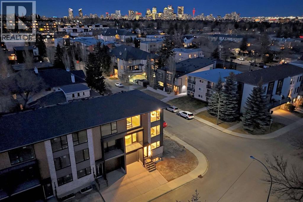 Row / Townhouse for Sale in 1654 37 Avenue SW|Calgary, Alberta T2T2H5 3