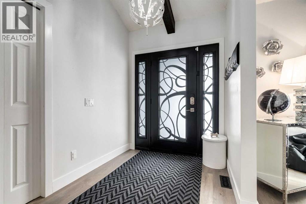 House for Sale in 16 Woodgate Close SW|Calgary, Alberta T2W4C1 3