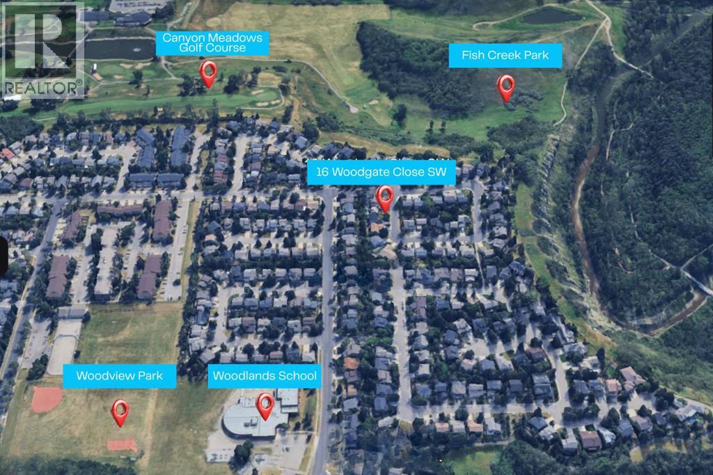 House for Sale in 16 Woodgate Close SW|Calgary, Alberta T2W4C1 2