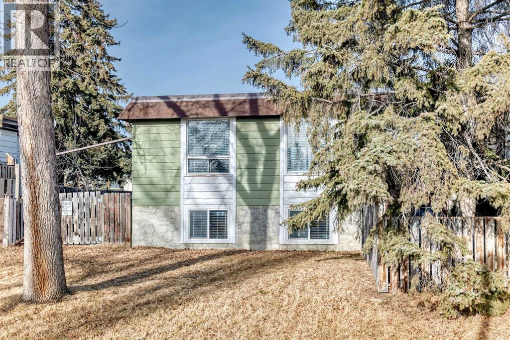 Duplex for Sale in 3613 28A Avenue SE|Calgary, Alberta T2B0E8 2