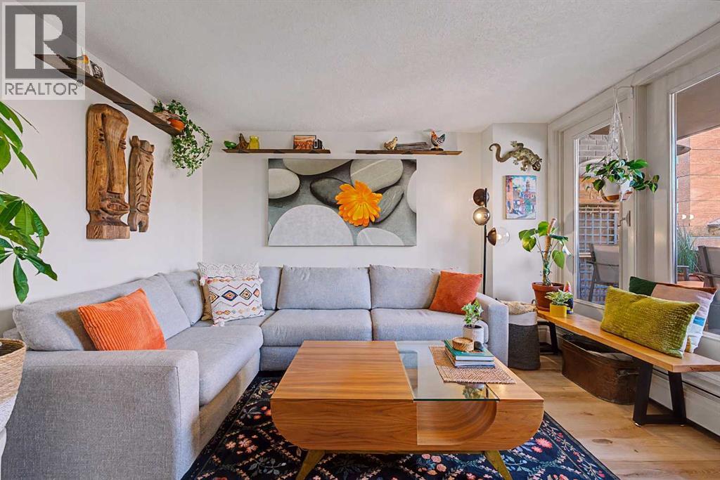 Apartment for Sale in 301, 1309 14 Avenue SW|Calgary, Alberta T3C0W3 5