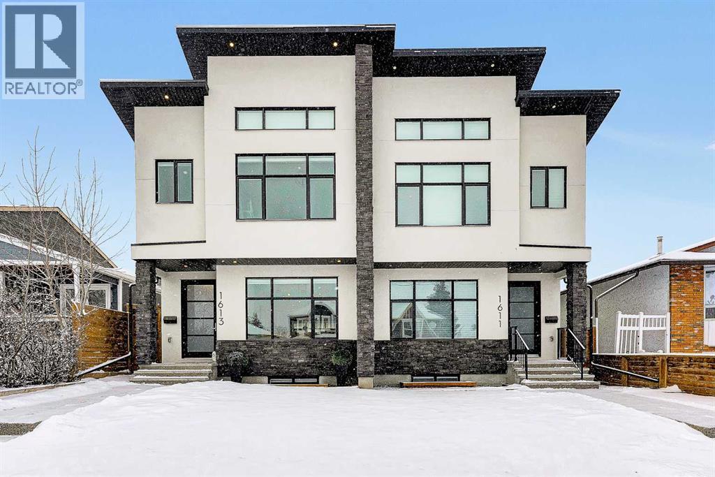 Duplex for Sale in 1613 40 Street SW|Calgary, Alberta T3C1X1