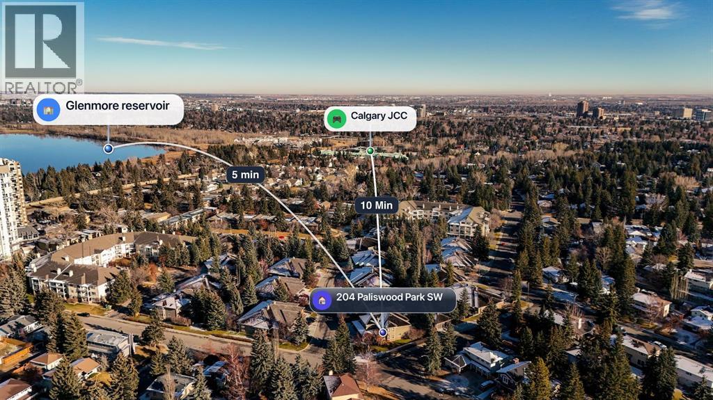 Duplex for Sale in 204 Paliswood Park SW|Calgary, Alberta T2V5J4 4