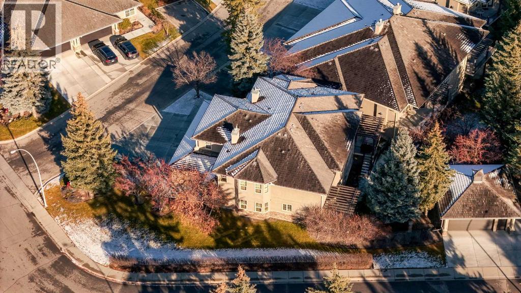 Duplex for Sale in 204 Paliswood Park SW|Calgary, Alberta T2V5J4 3